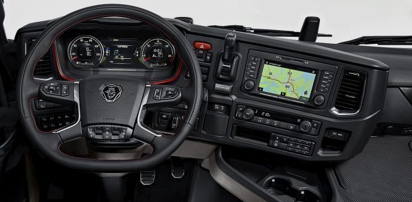 İşte 15 Fotoğrafta YENİ SCANIA 14