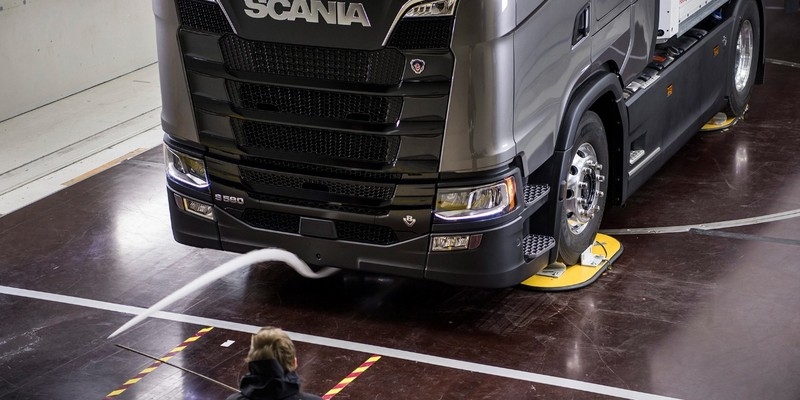 İşte 15 Fotoğrafta YENİ SCANIA 15