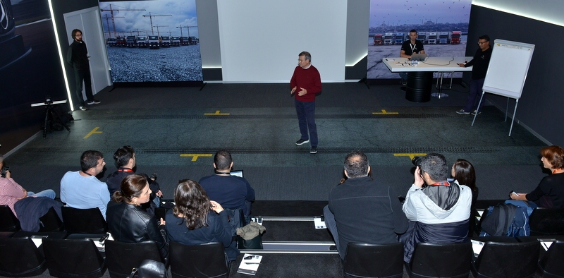 Gazeteciler, Mercedes-Benz’in Euro 6 kamyonlarını test etti 8