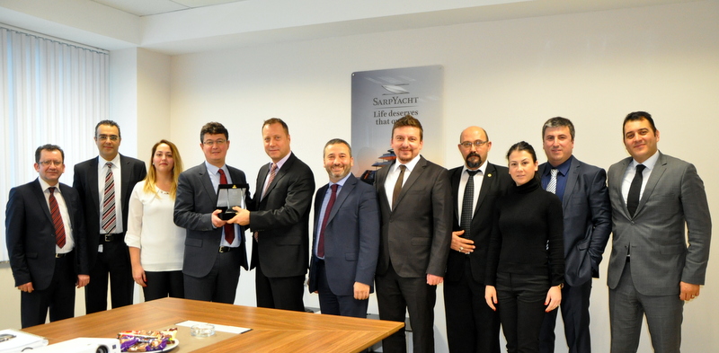 Sarp Lojistik, filosunu Renault Trucks T460 çekicilerle güçlendirdi