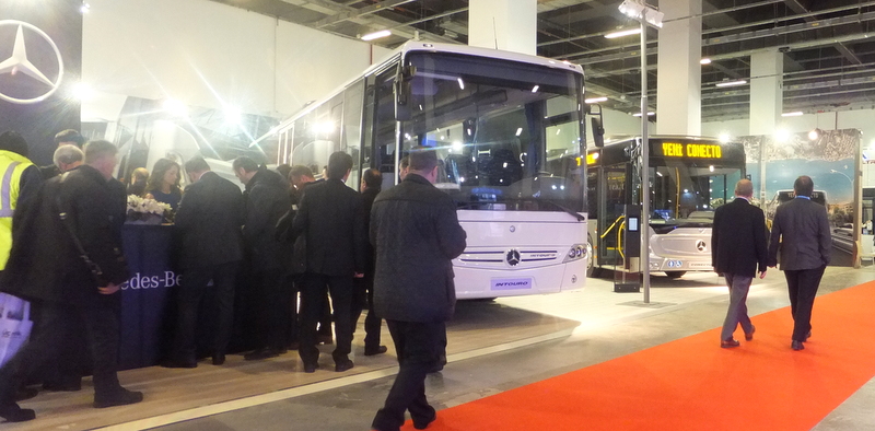 Mercedes-Benz Türk, Transist 2016 Fuarı’nda Conecto ve Intouro otobüsleriyle yerini aldı