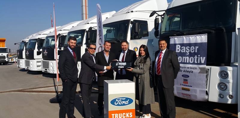 Ankaralı inşaat firması 15 adet Ford çekici aldı