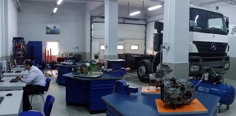 Her laboratuvara 1 kamyon bağışlıyor
