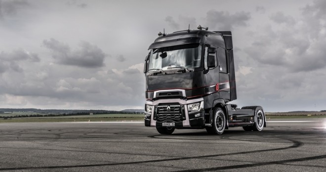 Renault Trucks T Serisi Yüksek Kabin Çekiciye Tasarım Ödülü