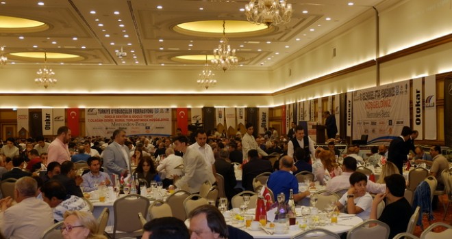 Otobüsçüler iftarda buluştu