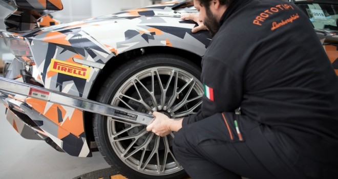 Lamborghini, Yeni Rekorunu Pirelli “P Zero” Lastikleriyle Kırdı