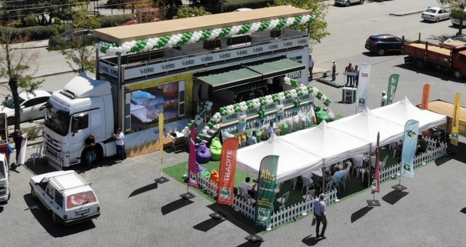 Akıllı Tarım TIR’ı 10 bin çiftçiye ulaştı