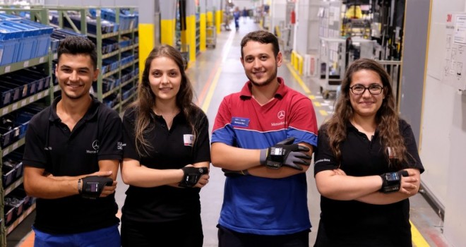 StartUP Yarışması’nda ödül alan “Akıllı Eldiven” Hoşdere Otobüs Fabrikası’nda kullanılmaya başlandı