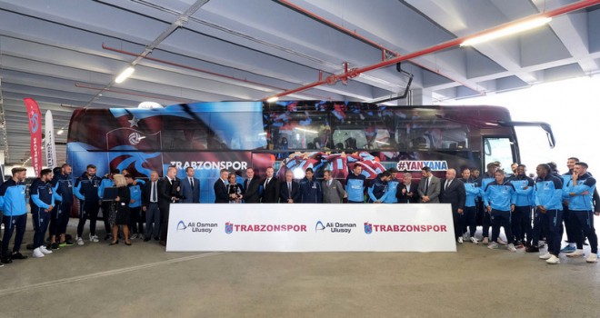 Trabzonspor’un takım otobüs yeni Tourismo 15 RHD teslim edildi