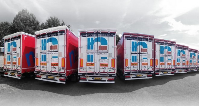 Tırsan'dan Hollandalı lojistik firmasına 10 adet Kässbohrer K.SCD M Mega Tenteli Perdeli treyler
