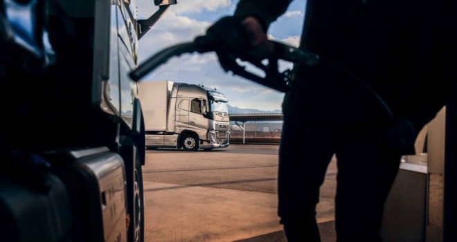 Volvo Trucks, yüzde 7 daha az yakıt tüketen I-Save özellikli FH’ı tanıttı
