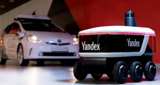 Yandex’in teslimat robotu test sürüşlerine başladı