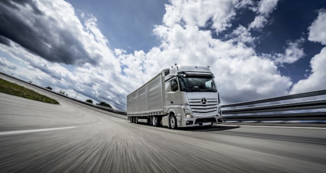 2020 yılının kamyonu Yeni Actros seçildi