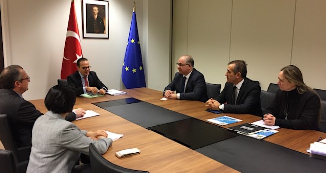 UND heyeti kota ve sürücü vizesi gibi kısıtlamalarla ilgili AB yetkilileri ile görüştü