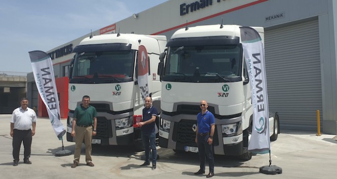 Mersinli Aktur Uluslararası Taşımacılık tercihini Renault Trucks T 520 yüksek kabinden yana kullandı