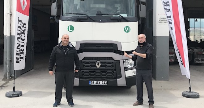 Mehmet Mücahit Şişman Nakliye filosuna Renault Trucks T480 Yüksek Kabin kattı