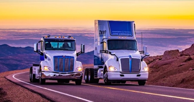 Kenworth ve Peterbilt’in elektrikli araçları Sıfır Emisyon Kamyonlar Zirvesi’nde