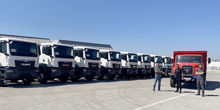 ÖZ-ESER İnşaat filosunu 10 adet TGS 41.430 model 8x4 MAN kamyon ile güçlendirdi