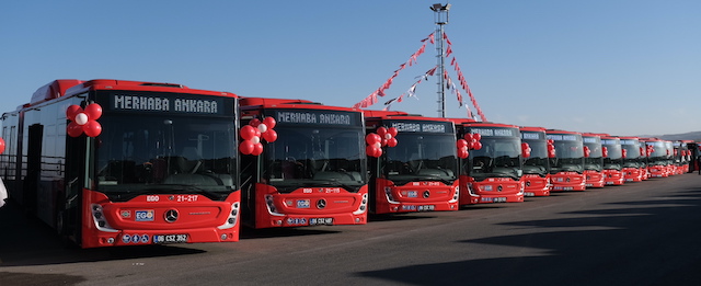 Ankara Büyükşehir Belediyesi, CNG’li Mercedes-Benz Conecto otobüslerini teslim almaya başladı
