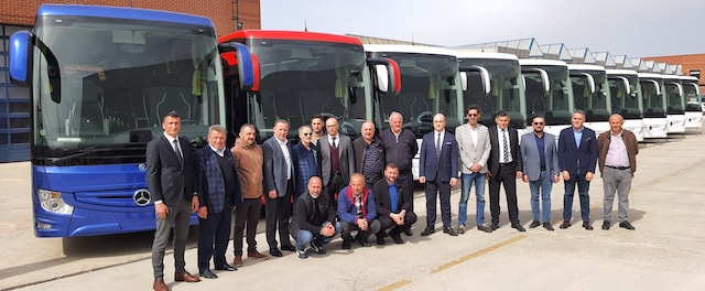 Platform Turizm’e 20 adet Tourismo 15 RHD