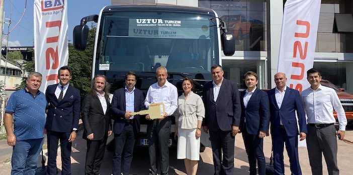 Uz-Tur Taşımacılık filosunu Isuzu Grand Toro ile genişletti
