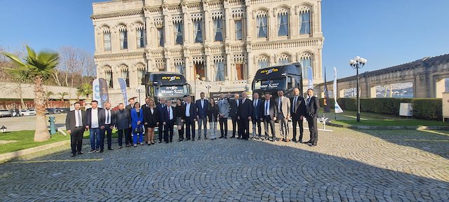 IVECO’dan Atom Lojistik’e 100 adet S-WAY