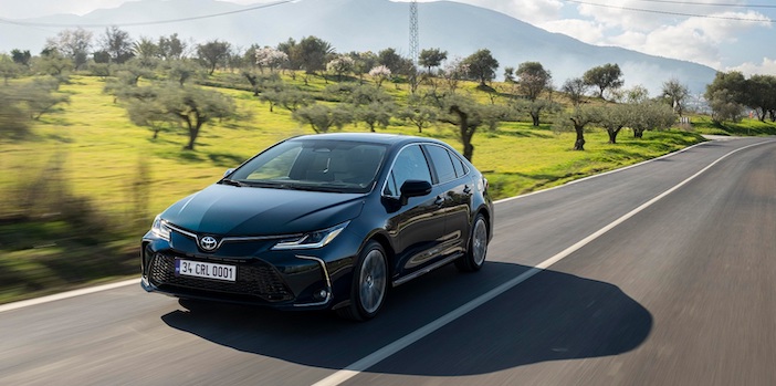 Toyota 5. Nesil Hibrit Teknolojisine Sahip Yeni Corolla’yı Satışa Sundu