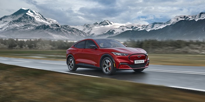 Tamamen elektrikli yeni Mustang Mach-E Türkiye’de