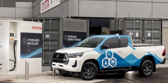 Toyota Hidrojen Yakıt Hücreli Hilux Prototipini Gösterdi