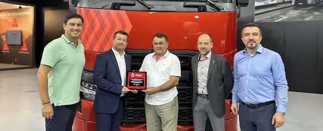 Turna Global, Renault Trucks D serisi ile yurtiçi lojistik operasyonlarını sürdürüyor