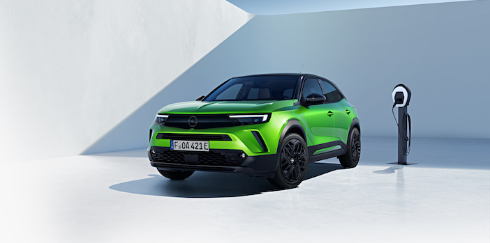 Stellantis, Eylül’de Almanya’da Tamamen Elektrikli Araçlarda İlk Sıraya Yerleşti