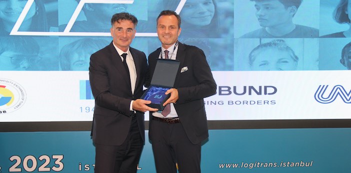 DFDS’e “Sektörün Geleceğine Yön Verenler” ödülü