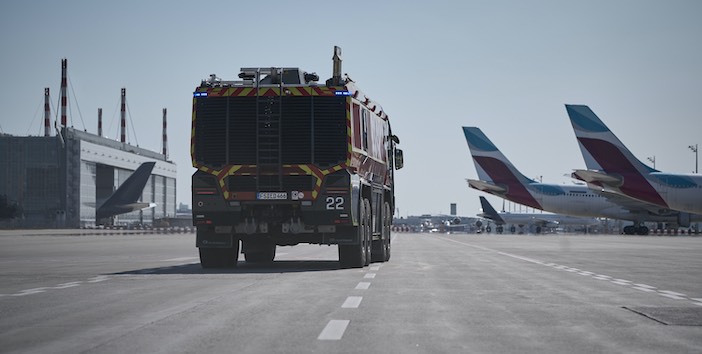 Münih Havalimanı İtfaiyesi:  Allison Tam Otomatik Şanzıman Donanımlı Panther