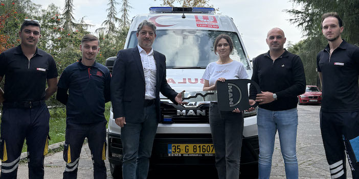 U Holding’e Bağlı U Sağlık, Sipariş Ettiği 100 Adet MAN TGE Ambulansın İlk 20’sini Teslim Aldı