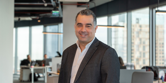 fiCommerce’in Almanya fulfillment modeli, markaları yeni AB gümrük vergisinden koruyor