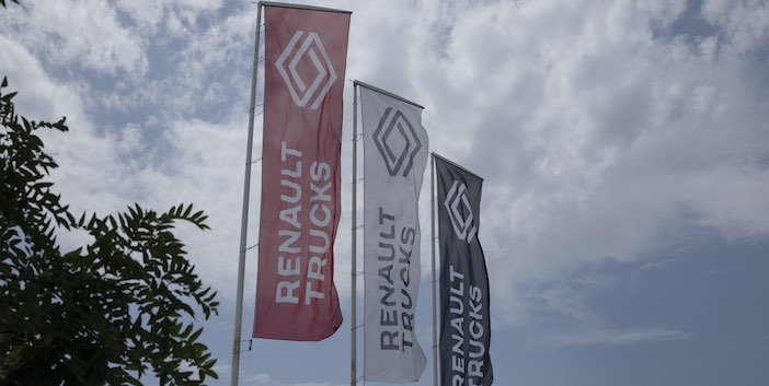 Renault Trucks, Flexis elektrikli hafif ticari araçların satış ve ticari faaliyetlerini üstlenecek