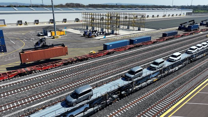 Railport’tan duısport’a ilk ihracat treni başarıyla gerçekleştirildi