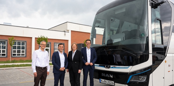 Almanya Federal Çalışma ve Sosyal İşler Bakanı, MAN Türkiye’nin Ankara Tesisini Ziyaret Edip eCoach ile Test Sürüşü Yaptı