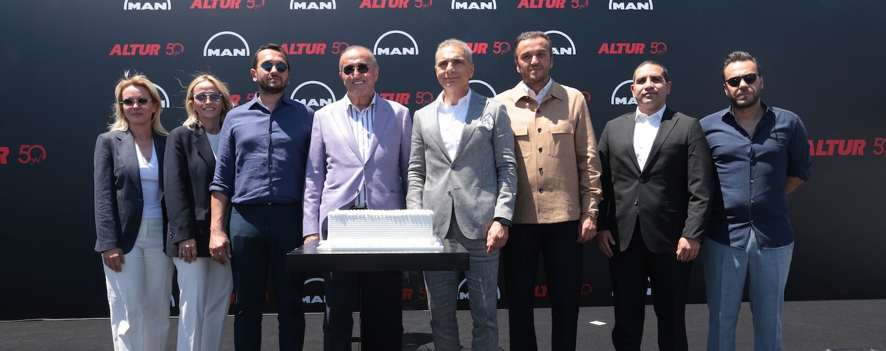 ALTUR Turizm, 30 AdetMAN ve NEOPLAN ile Filosunu Güçlendirdi