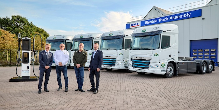 Danimarkalı süt ürünleri devi Arla Foods, 4 adet DAF XD Electric teslim aldı