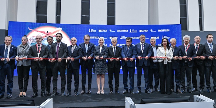 LOGISTECH kapılarını açtı