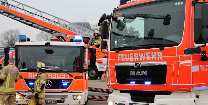 Düsseldorf İtfaiyesi, Allison şanzıman donanımlı MAN TGM ve Mercedes-Benz Arocs araçlarla filosunu yeniliyor
