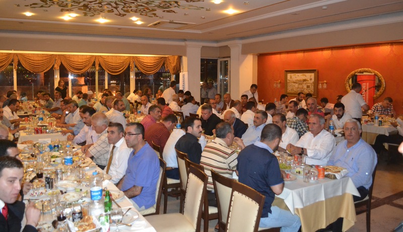 Allison, özel halk otobüsü işletmecileri ile buluştu