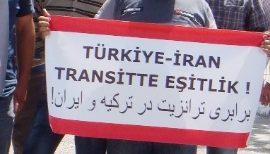 İran, Türk TIR'larını para kaynağı olarak görmeye devam ediyor