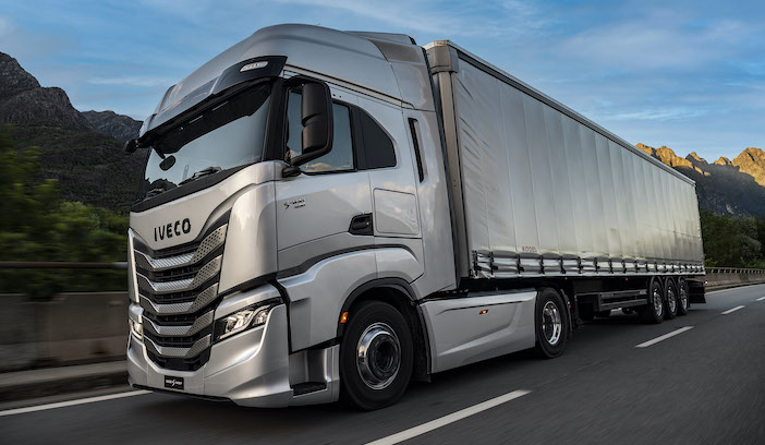 new-iveco-s-way-12.jpg