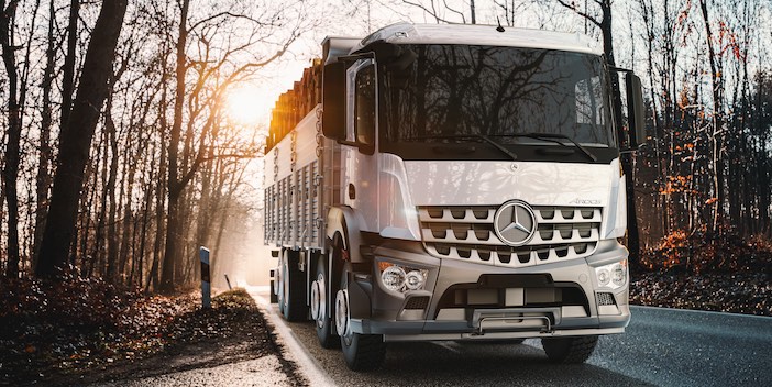 mercedes-benz-arocs-3240-l-ena-8x2-02.jpg