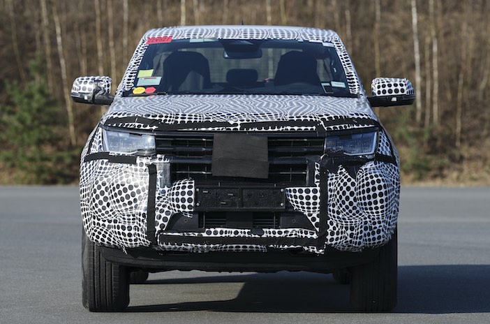 yeni-amarok-1.jpg