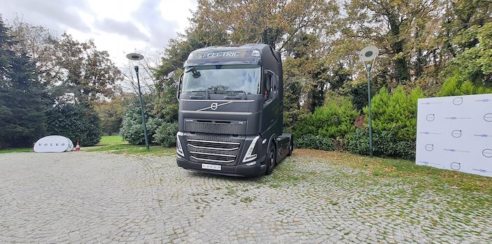 volvo-trucks-elektrikli-kamyon1.jpg