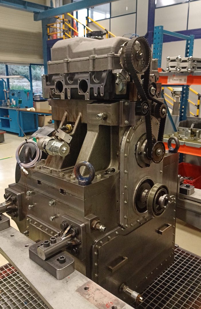 ford-trucks-hidrojenli-motor.jpg