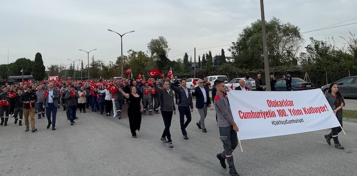 otokar-cumhuriyet-yuruyusu-gorsel-4.jpg